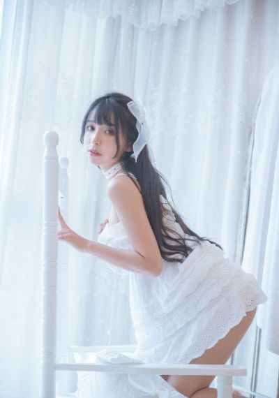 卿本是佳人在线观看